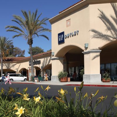 Dodgers Clubhouse at Camarillo Premium Outlets® - A Shopping Center in  Camarillo, CA - A Simon Property